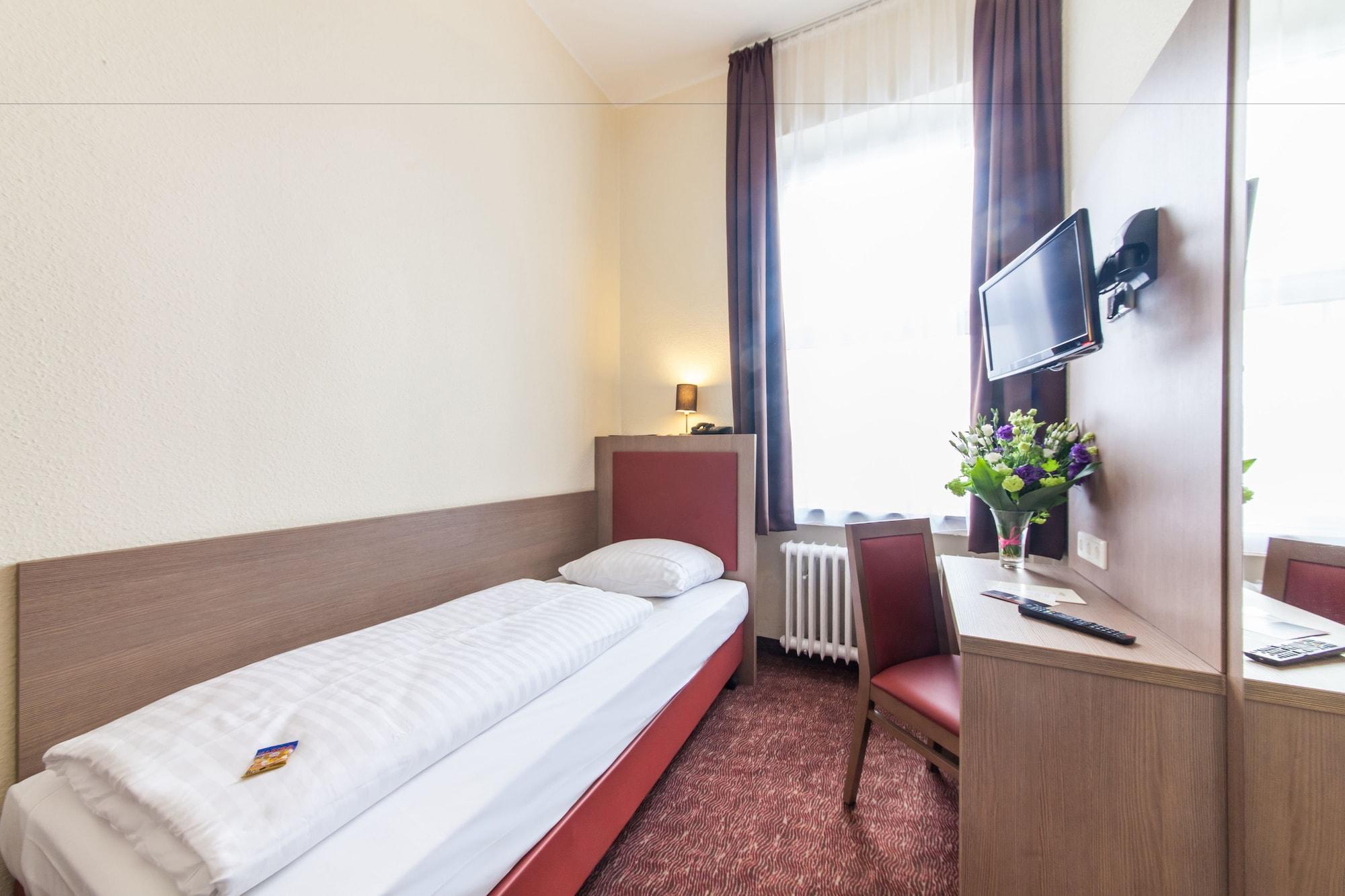 Hotel Maxim Duesseldorf City Εξωτερικό φωτογραφία