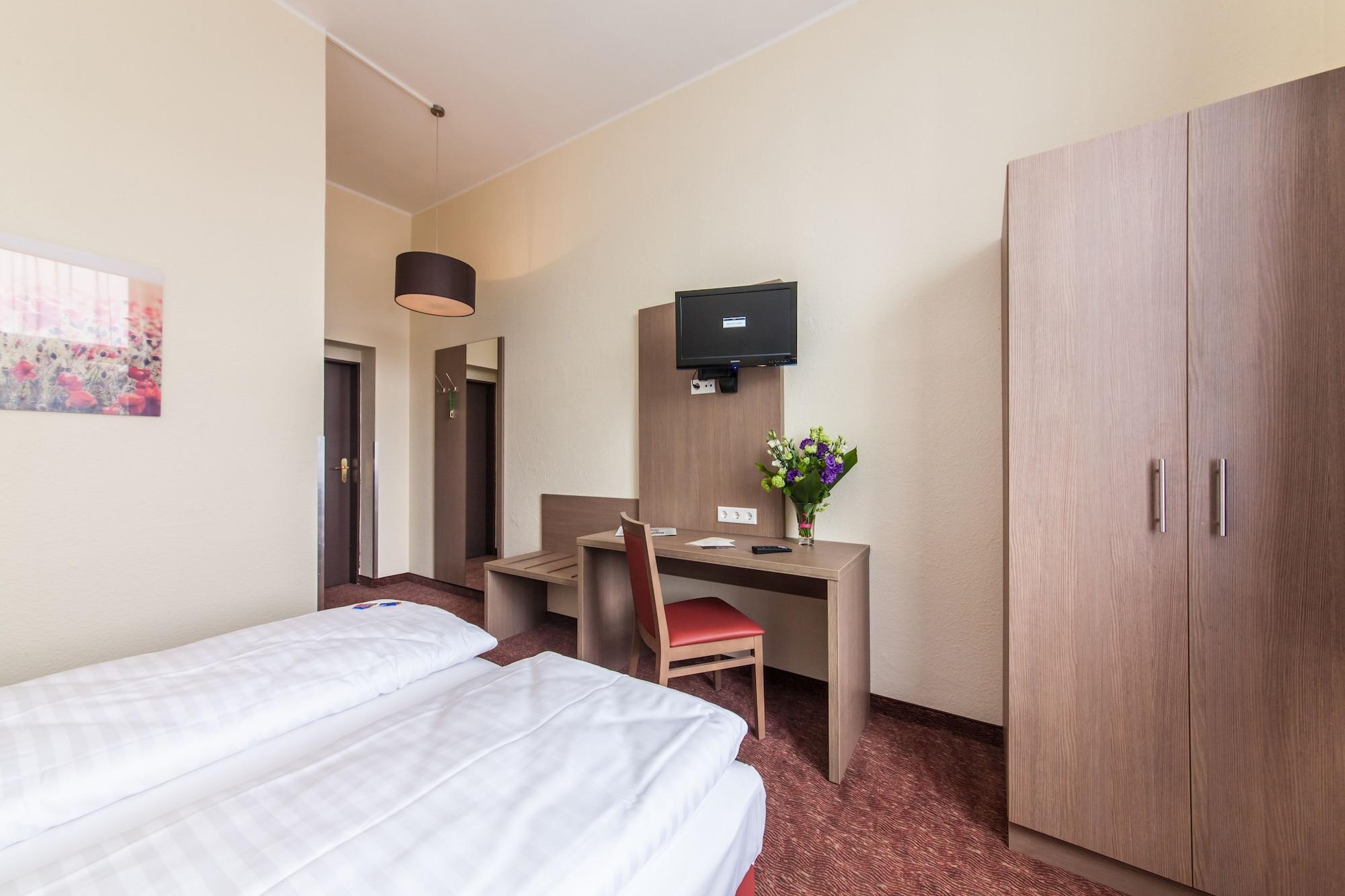 Hotel Maxim Duesseldorf City Εξωτερικό φωτογραφία