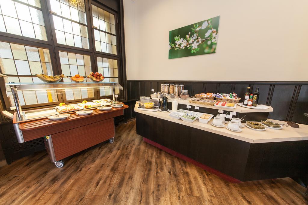 Hotel Maxim Duesseldorf City Εξωτερικό φωτογραφία